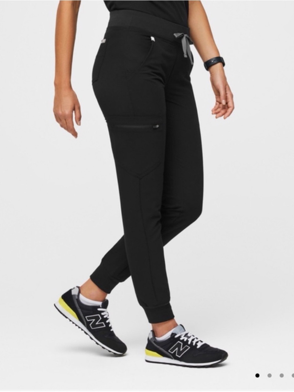 Figs Women’s Zamora Black Jogger Scrub Pants Yoga wasteband Size XL Petite